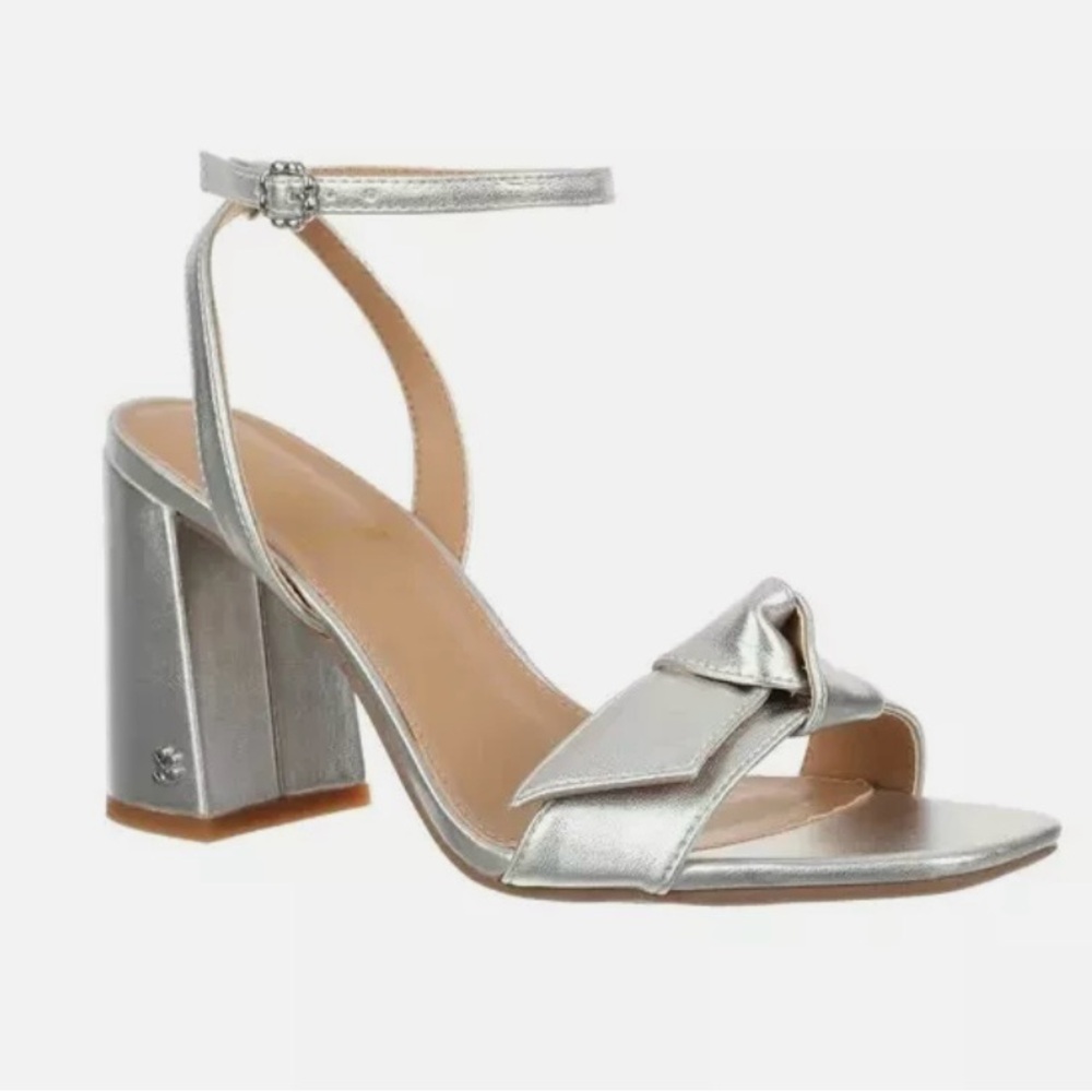 NWT Sam & Libby Women's Jordan sandal w/Square Toe heel with adjustable strap.